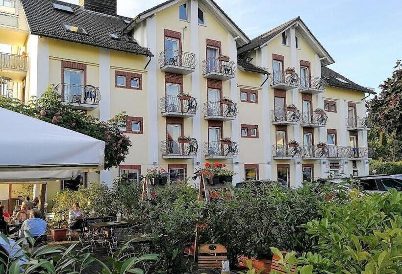 Hotel Altes Eishaus,  & Restaurant