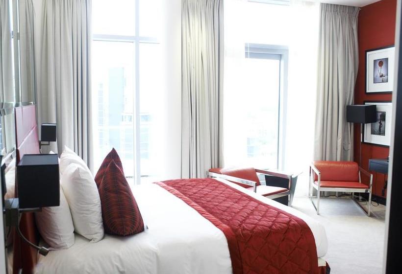 Fotos del hotel Crowne Plaza London  Battersea:  2