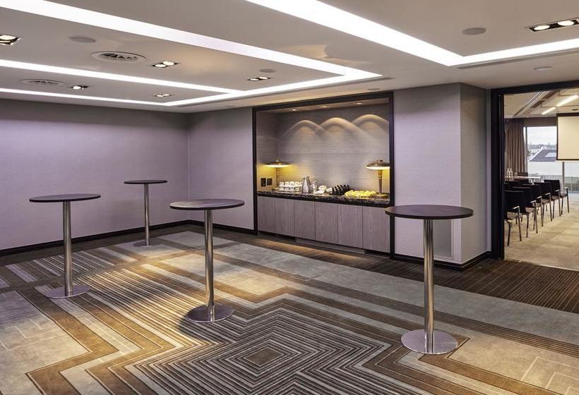 Fotos del hotel Crowne Plaza London  Battersea:  17