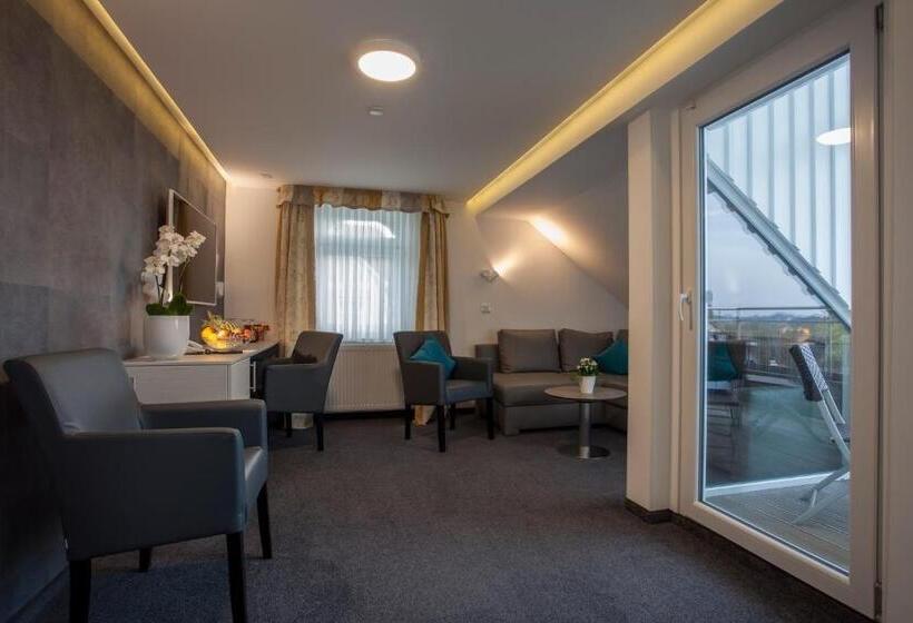 Ebner   Boutique Hotel & Konditorei