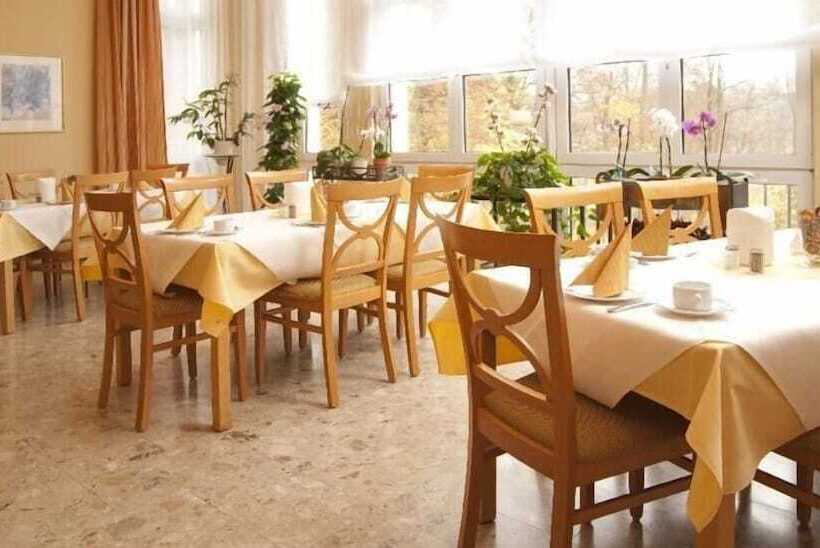 هتل Haus Am Park