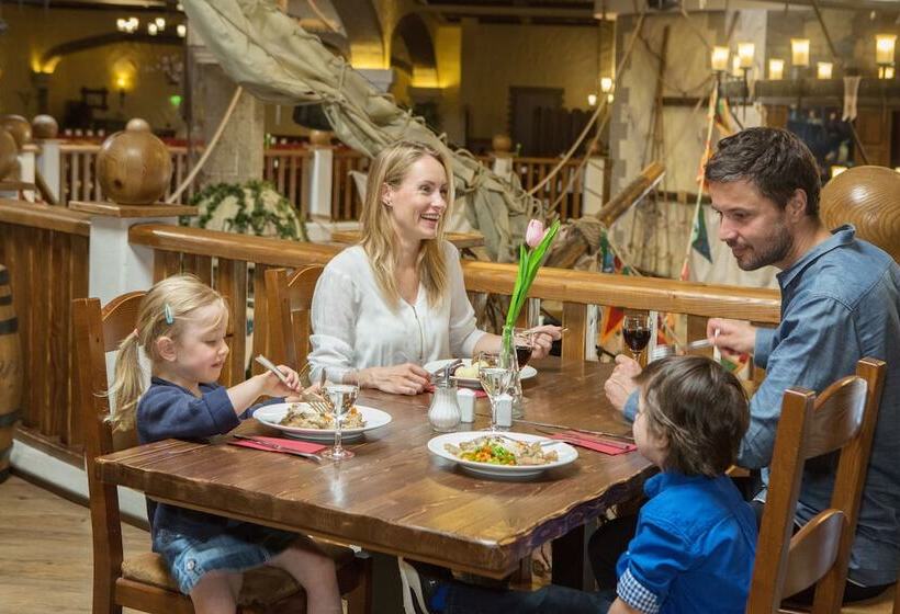 هتل Heide Park Abenteuer