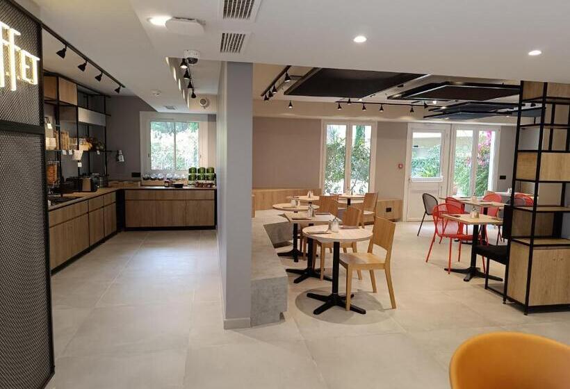 هتل Ibis Roquebrune Cap Martin Menton
