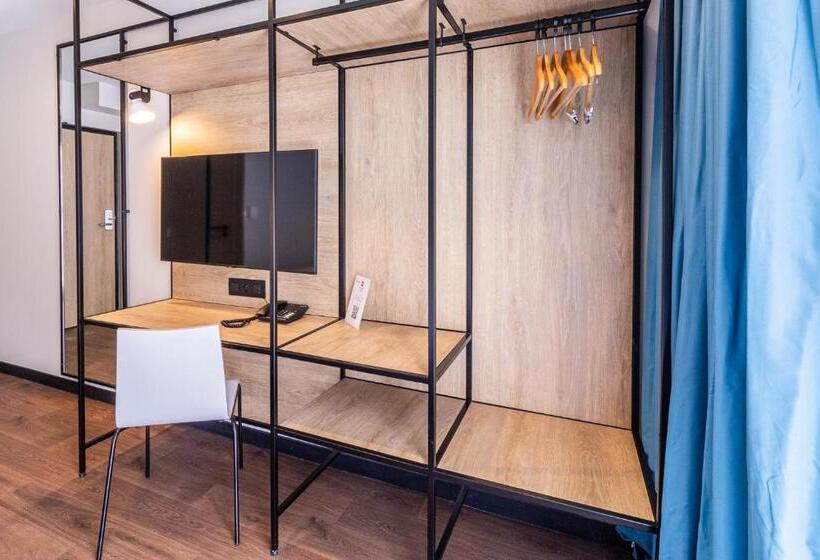 هتل Ibis Roquebrune Cap Martin Menton