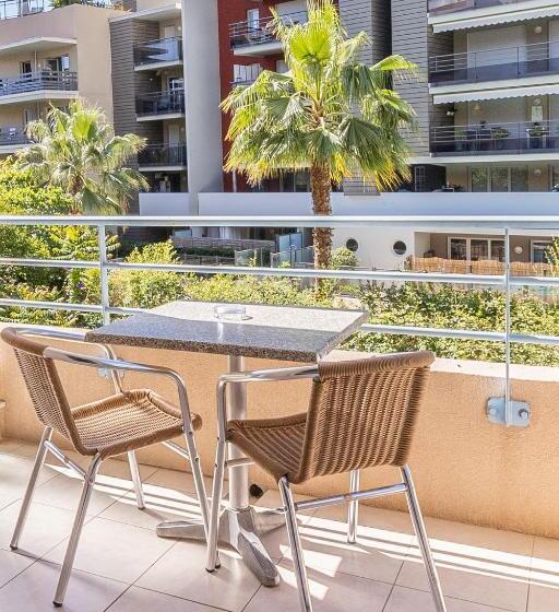 هتل Ibis Roquebrune Cap Martin Menton