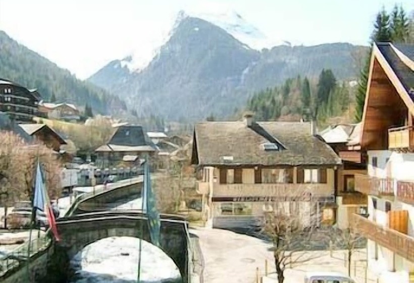 Отель Rhodos Morzine