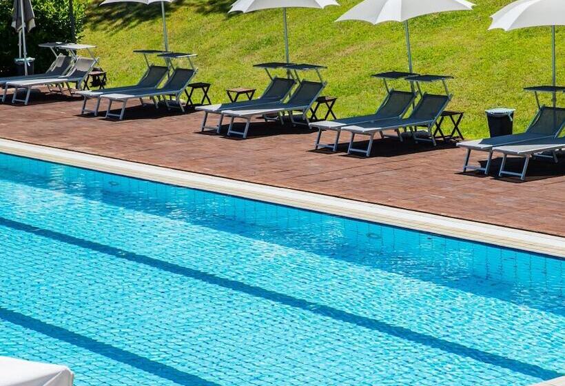 فندق Ristorante Fior