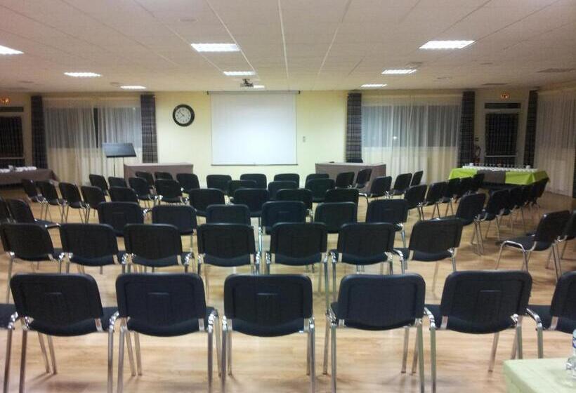 Brit Hotel Essentiel Pontivy Robic