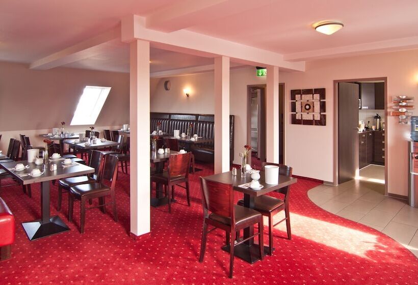 Fotos del hotel Savoy:  14