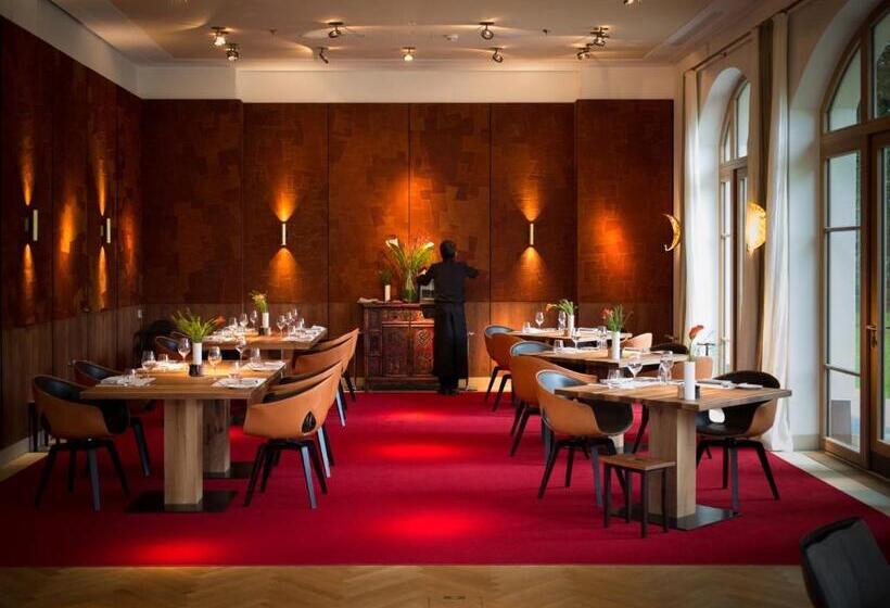 Отель Schloss Elmau Luxury Spa Retreat & Cultural Hideaway