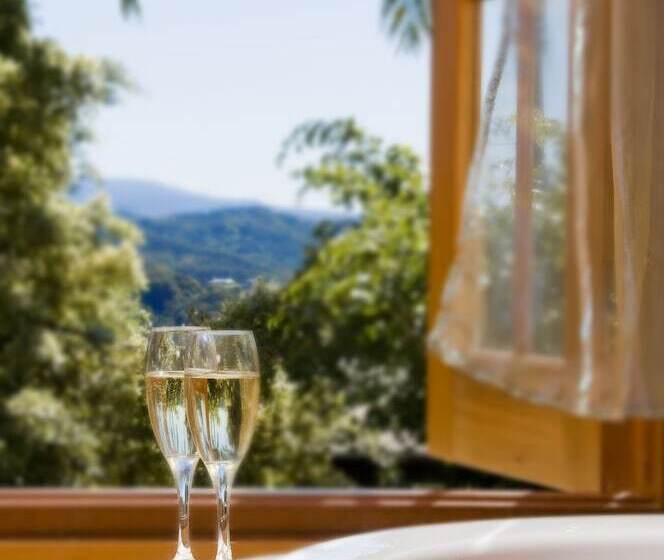 فندق Summerhills Retreat Byron Bay