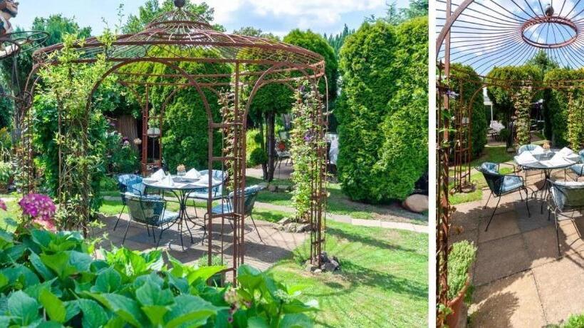 هتل Zur Erholung & Restaurant Amme's Landhaus