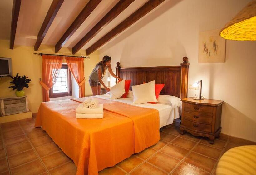 Petit Hotel Alaro