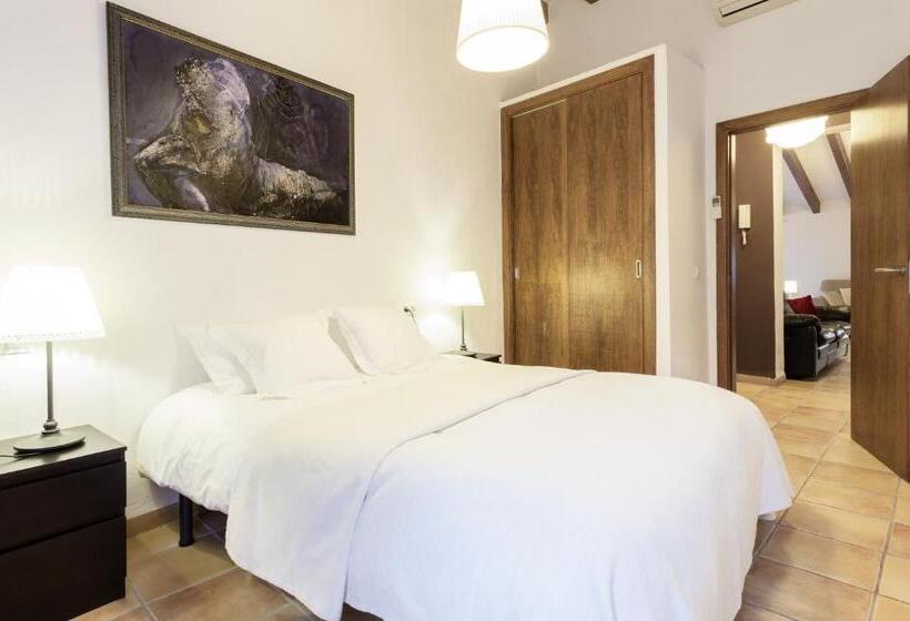 Petit Hotel Alaro