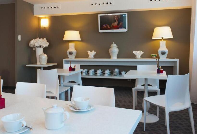 Ténéo Apparthotel Talence