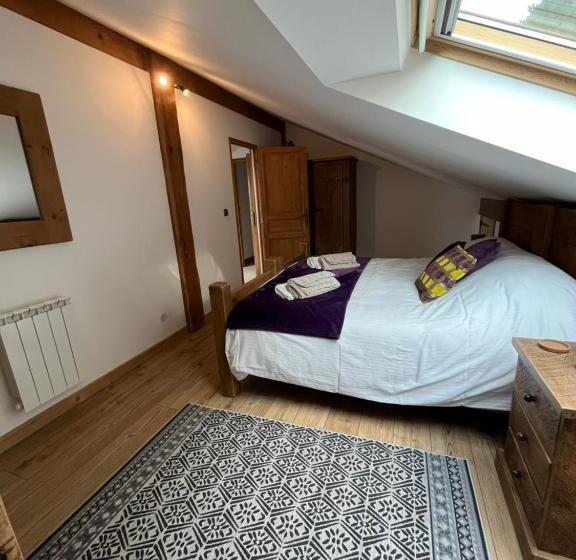 مبيت وإفطار Chalet Le Pery