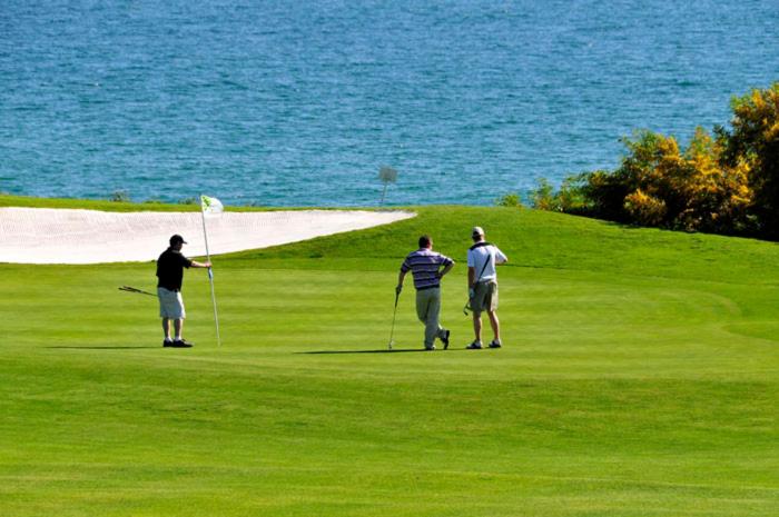펜션 Casa Vale Do Lobo 114   Great Townhouse Few Minutes Walk From Beach Praca