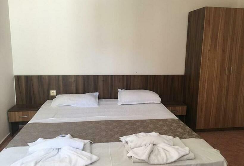 پانسیون Elite Apartments Is Located In The Old Town Of Pomorie