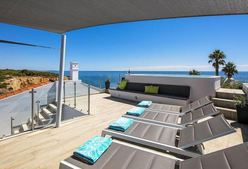 پانسیون Villa Benagil With Stunning Views And Roof Terrace With Private Heated Pool
