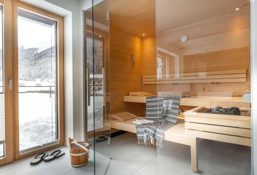 Sporthotel Chalet