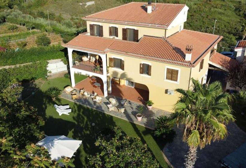 تختخواب و صبحانه Palazzo Del Miglio