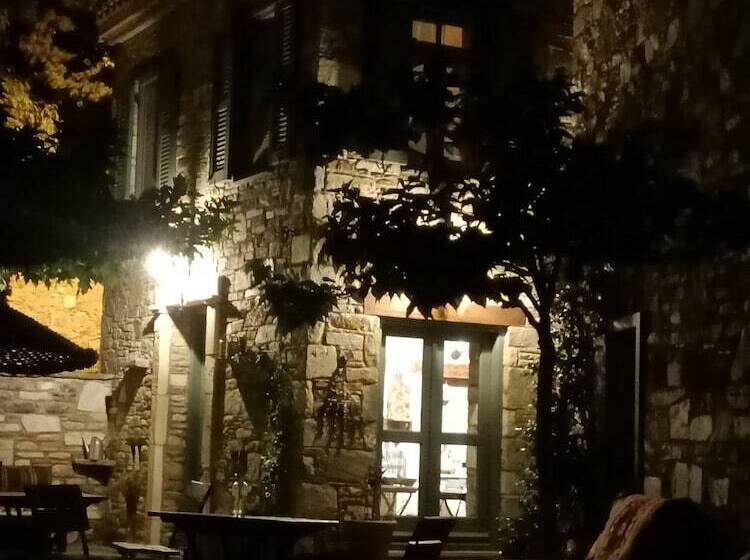 مبيت وإفطار Puli Stone Houses