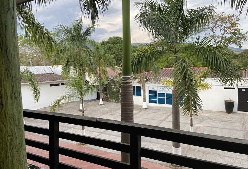 هتل Campestre La Bendición