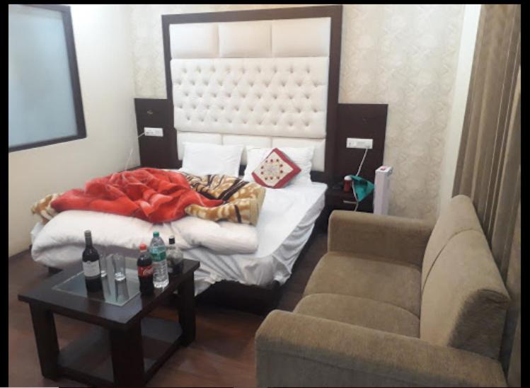فندق Mary Jane Restobar