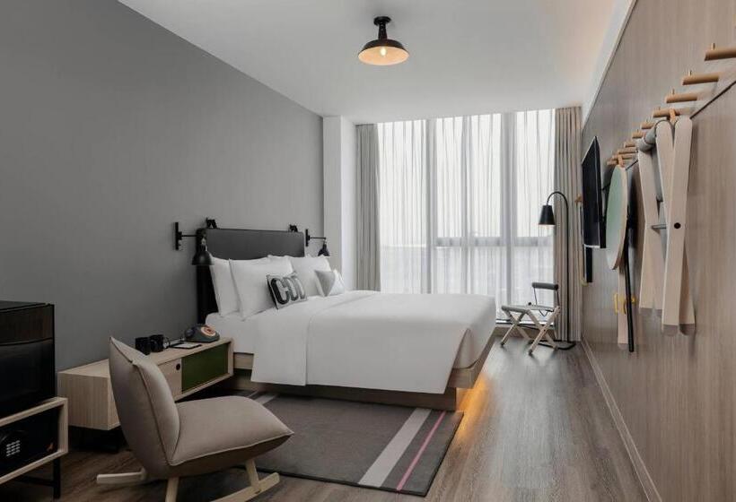 هتل Moxy Shanghai Hongqiao Necc