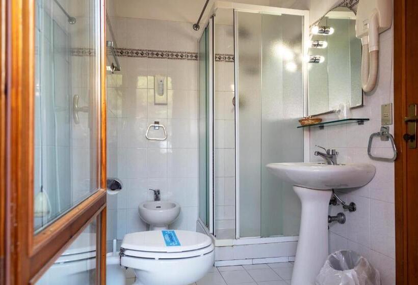 هتل Parco Dei Pini