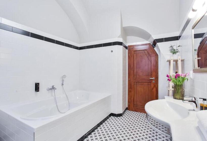 پانسیون Zámecký Penzion