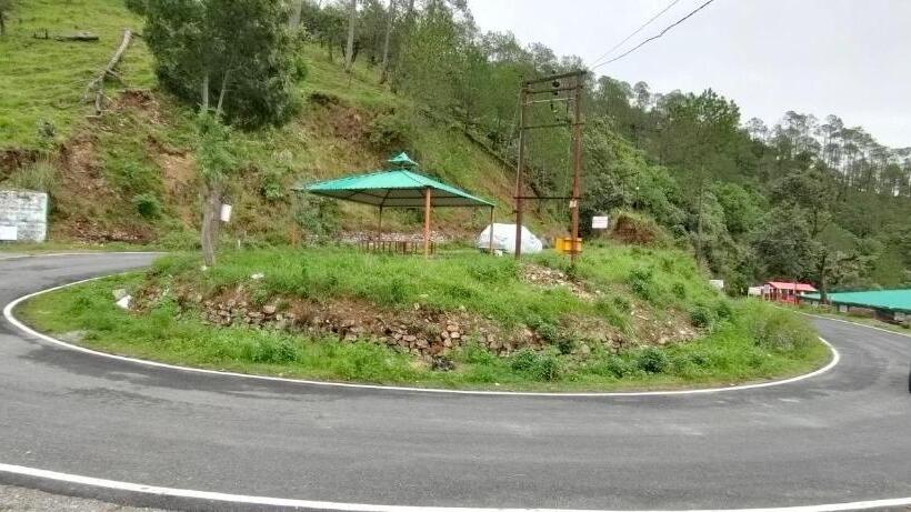 استراحتگاه The Green Pine Cottage