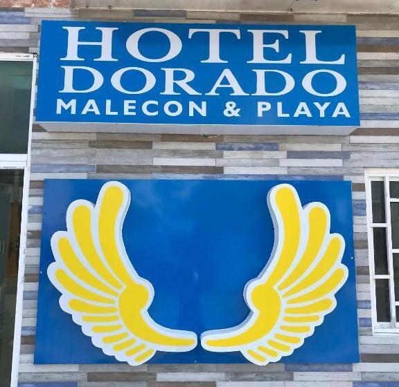 هتل Dorado A Una Calle De Playa Regatas Y El Malecon