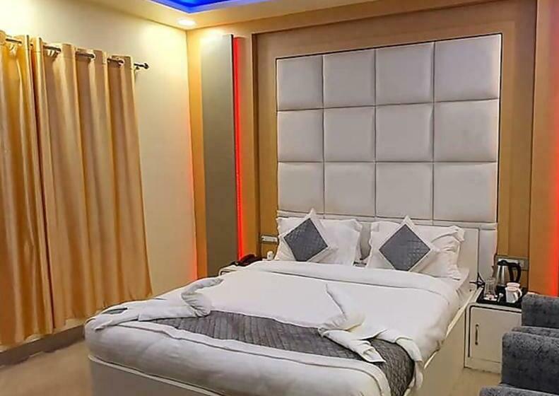 فندق Gokul Raj By Wb S