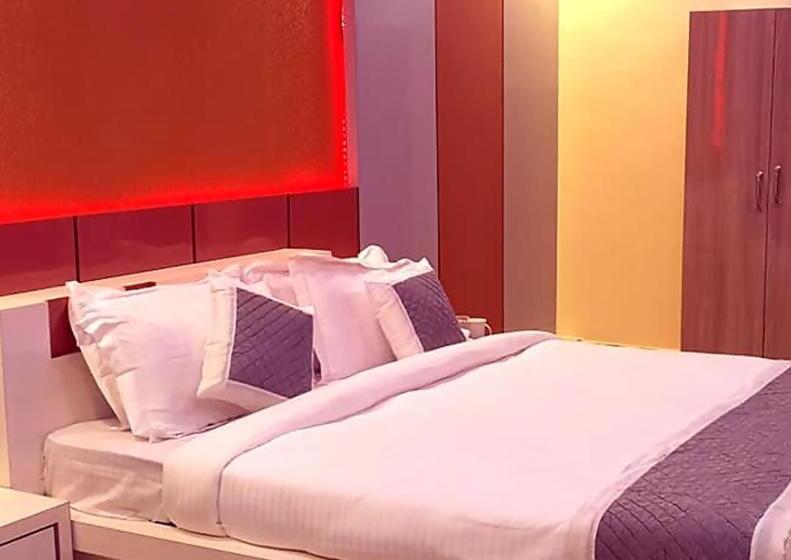 فندق Gokul Raj By Wb S