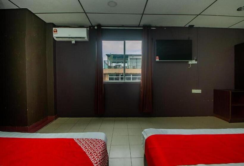 هتل Oyo 90124 Payang Puri Baru