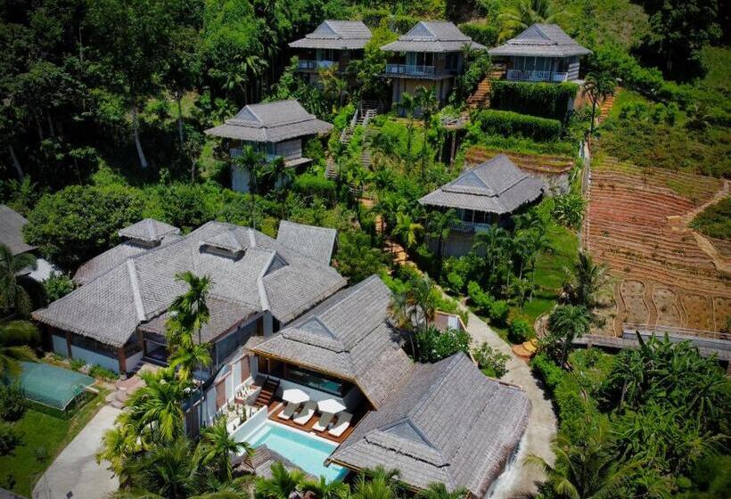 پانسیون Baan Phuvara Retreat   Romantic Jacuzzi Mountain View Villas