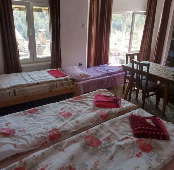 پانسیون Mercury Guest House