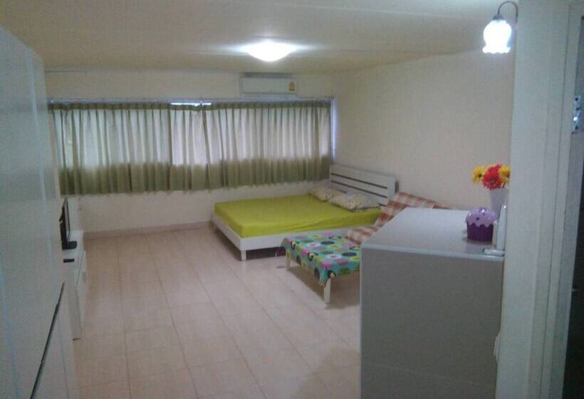 پانسیون Room In Apartment   Airport Transfer Bangkok Apartment