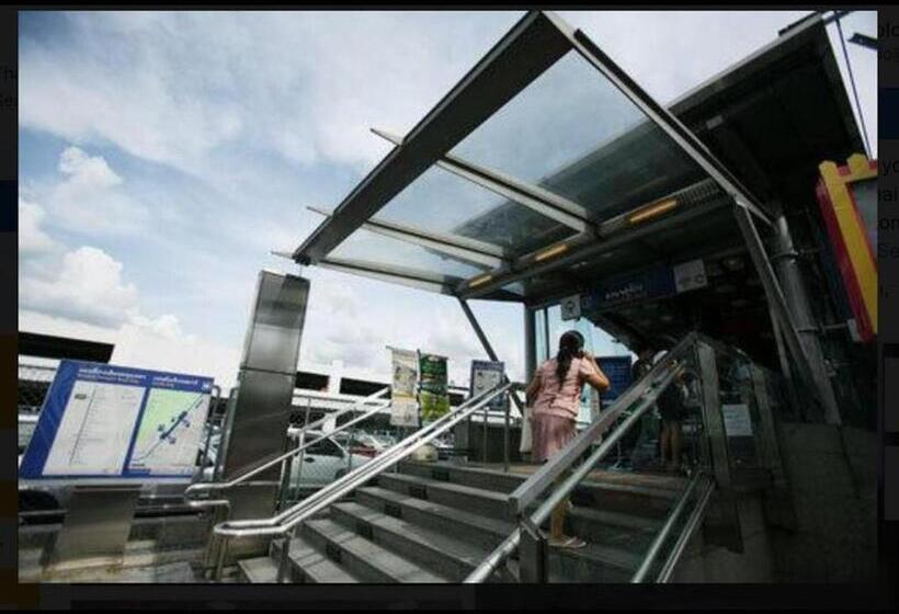 پانسیون Room In Bb Thailand Taxiapartment Hostel, Air Conditioning And Free Wifi