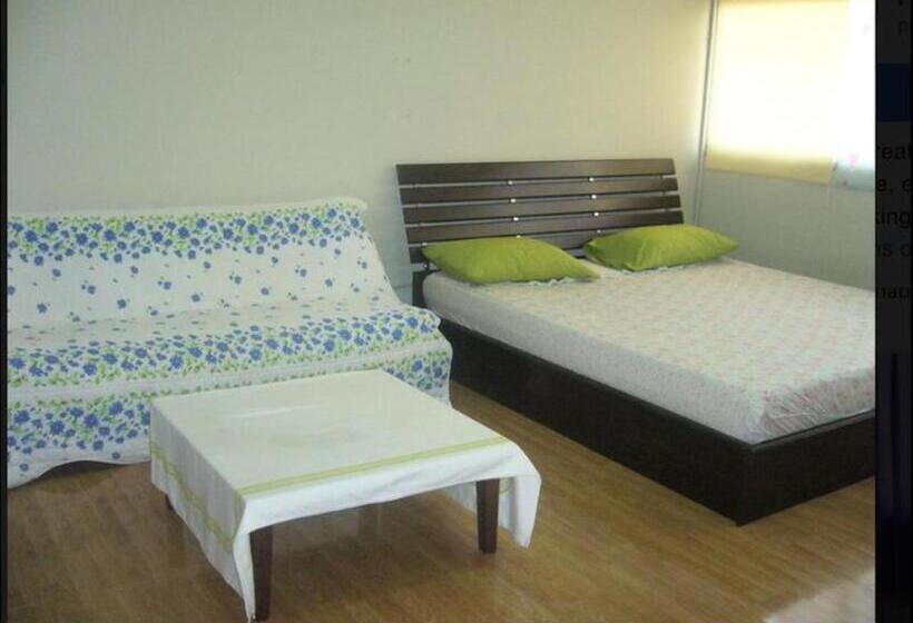 پانسیون Room In Guest Room   Impact Don Mueang Bangkok Guest House