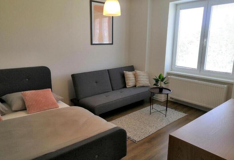 Symple Apartments