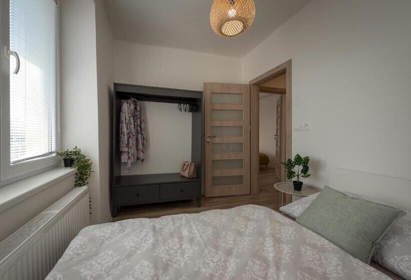 Symple Apartments