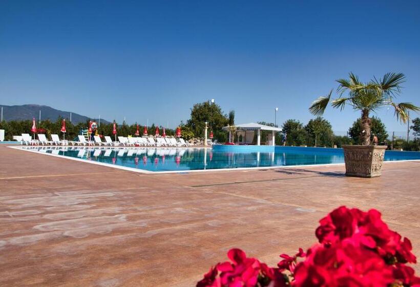 هتل Balneo And Spa Complex Mineral Yagoda
