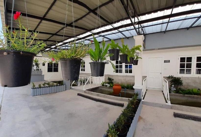 هتل Fancy Carp Resort Hua Hin