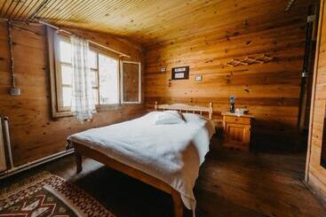 هتل Kuşpuni Mountain Lodge