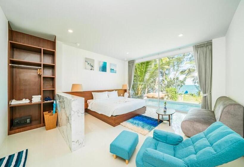 هتل Resto Sea Resort   Baan Krut