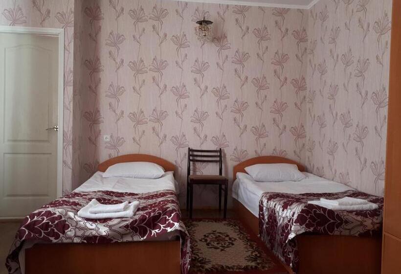 فندق صغير Gostynnyi Dvir
