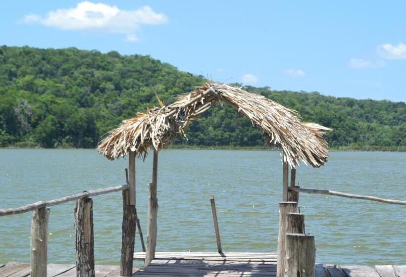 فندق صغير Posada Los Reyecitos
