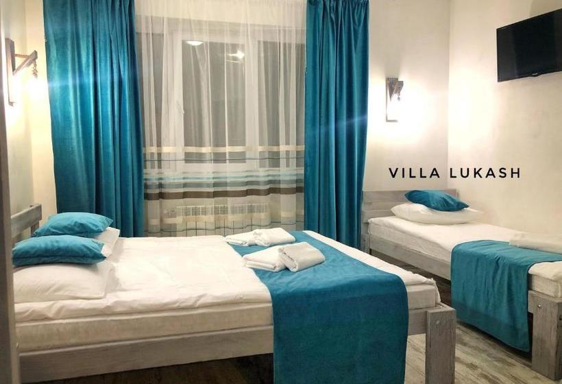 ユースホステル Villa Lukash